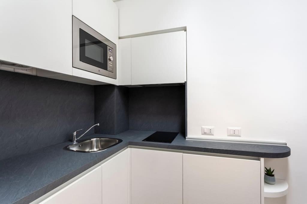 City Centre Navigli- Studio Милан Экстерьер фото